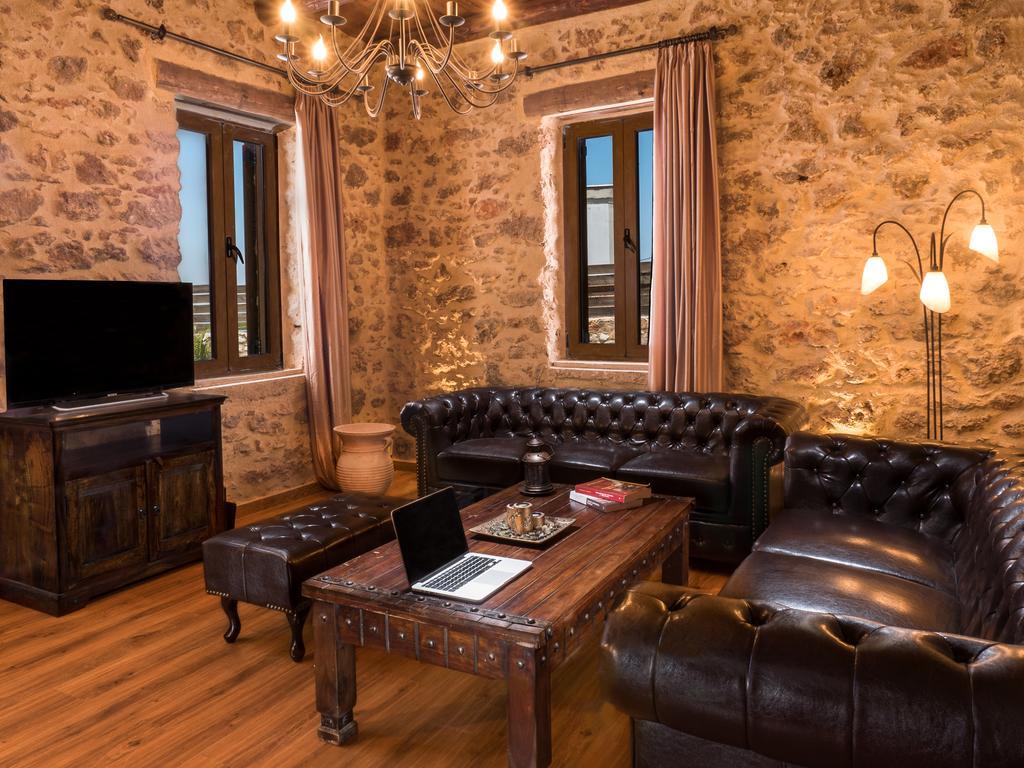 Villa Malaxa 칼리베스 외부 사진